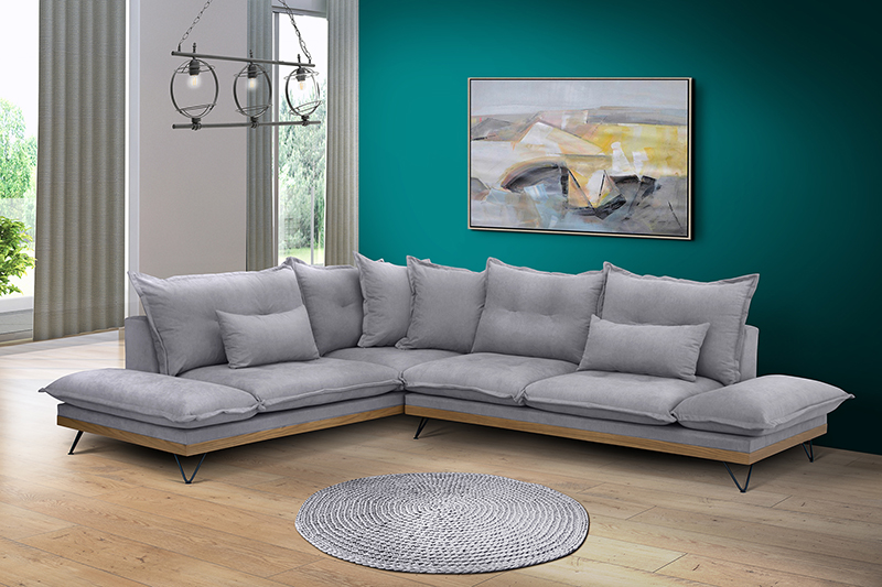 Ioli Sofa